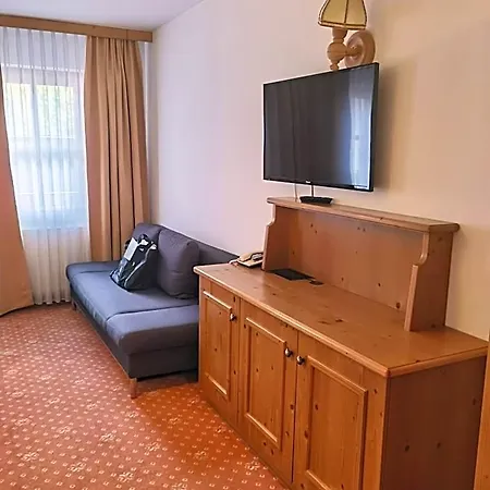 Hotel Kroneck Kirchberg in Tirol