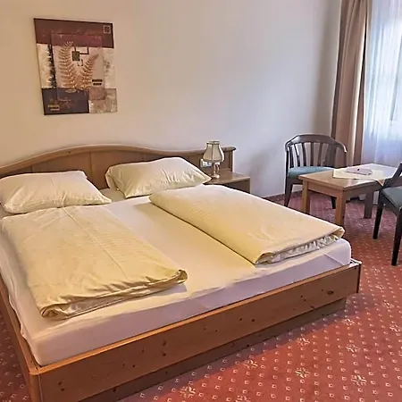 Kroneck Hotel Kirchberg in Tirol