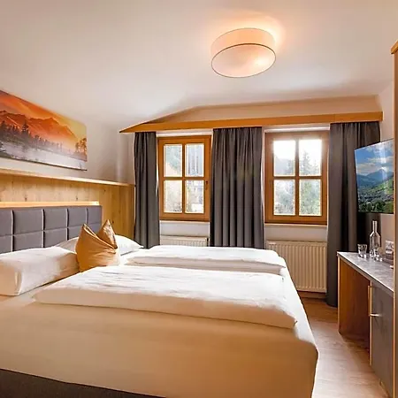 Hotel Kroneck 4*