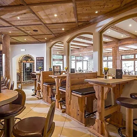 Kroneck Hotel 4*